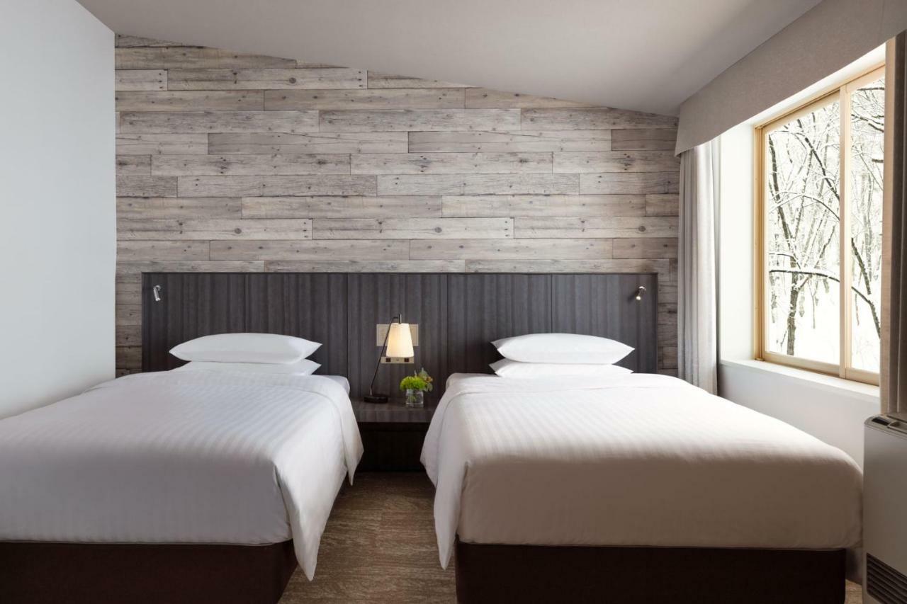מלון Courtyard By Marriott האקובה מראה חיצוני תמונה